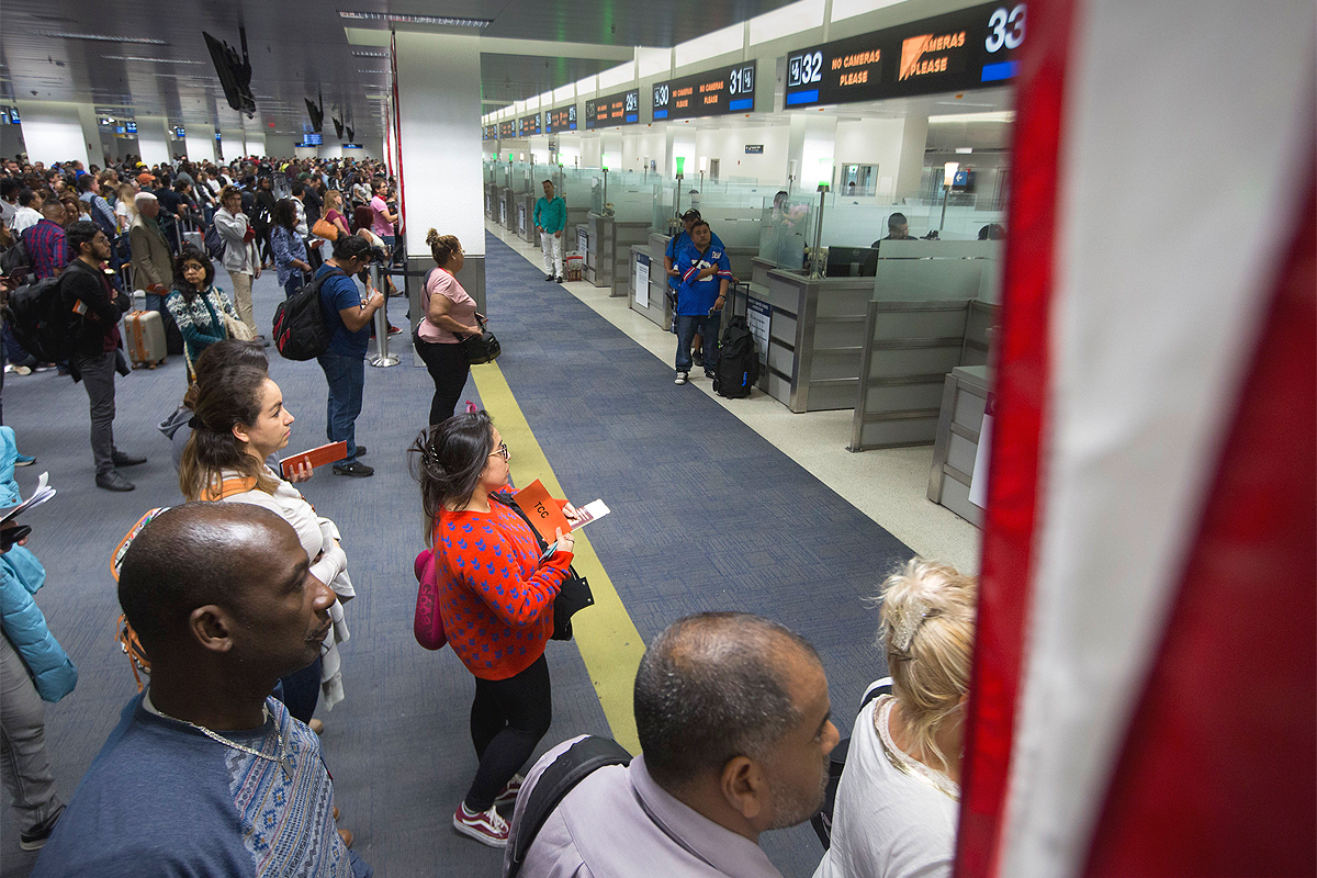 Comment passer sans problème l'immigration américaine ? ©FarWest